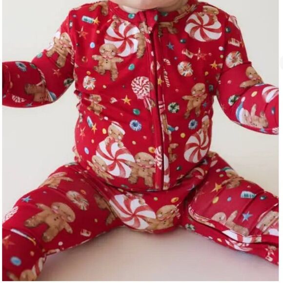 Posh Peanut Bamboo Gingerbread LaneRed sip up footie Holiday NWT size 3-6 months - Picture 5 of 11